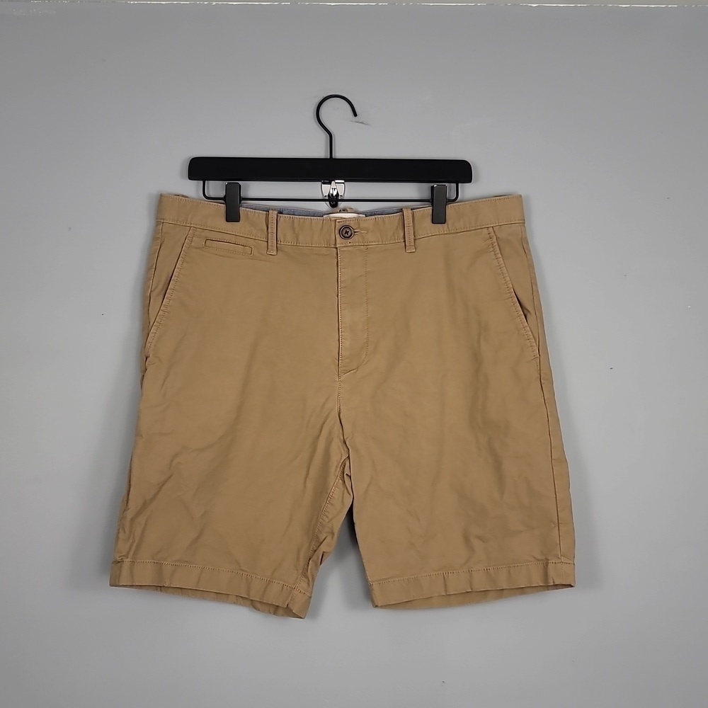 Original Penguin Men's Slim Fit Flat Front Khaki Shorts